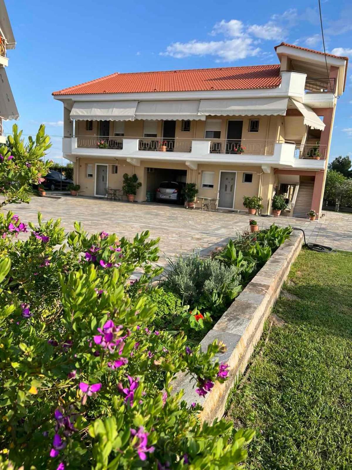 Flo'S Apartments Missolonghi Екстер'єр фото